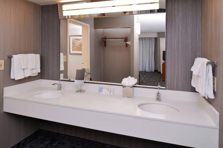 Courtyard by Marriott Charlotte Gastonia
