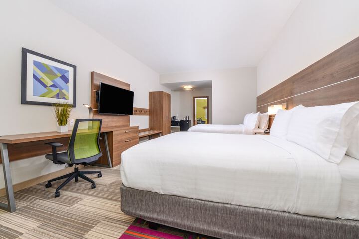 Room 15 of 79