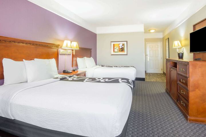 Room 8 of 30