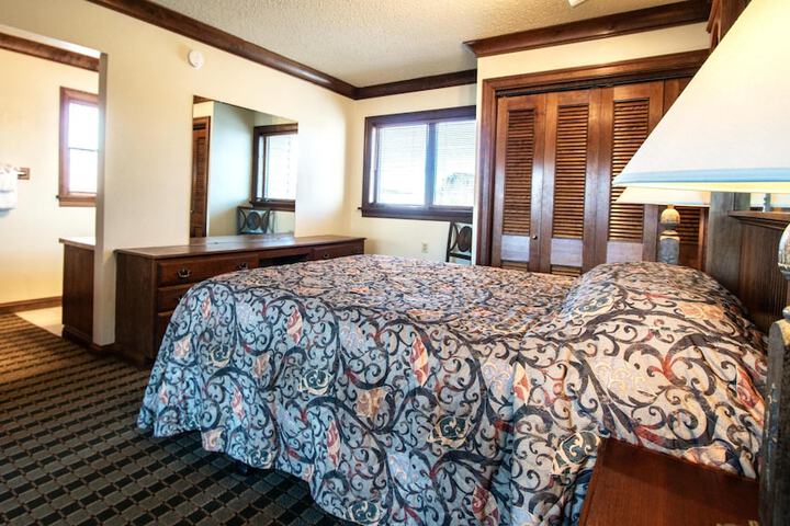 Room 20 of 39