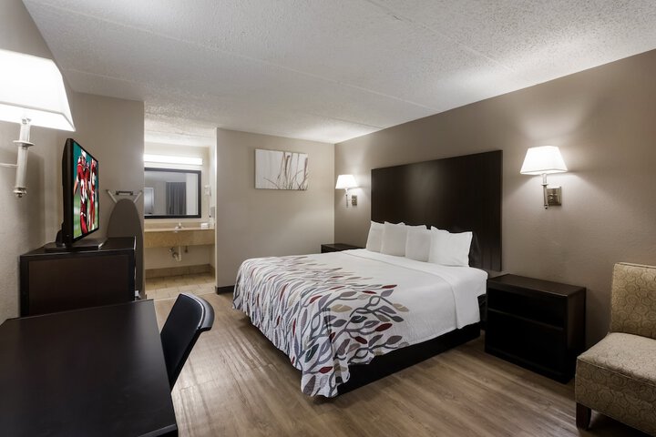 Room 31 of 38