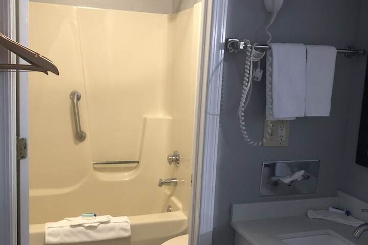 Room 22 of 51
