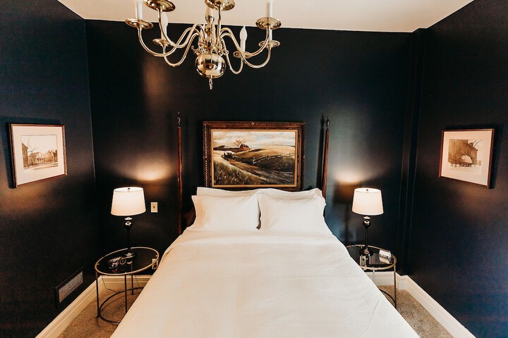 Room 16 of 35