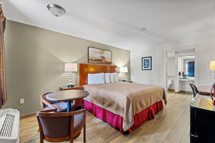 Room 29 of 38
