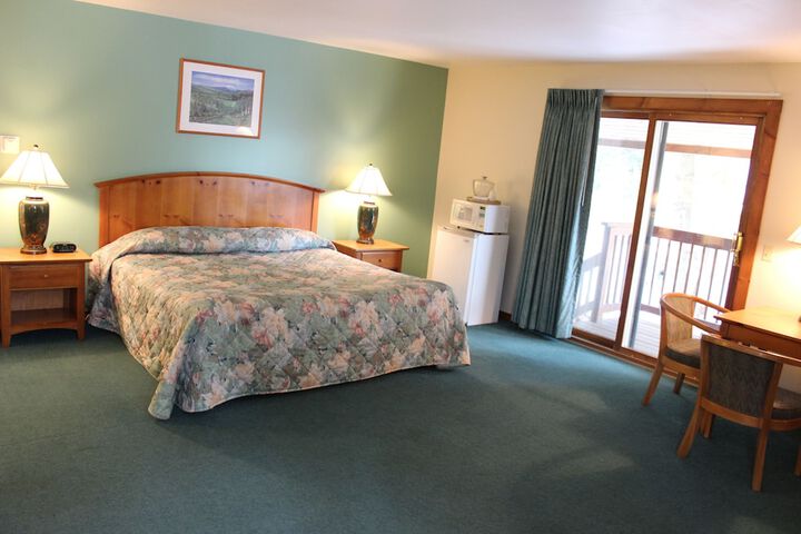 Nootka Lodge