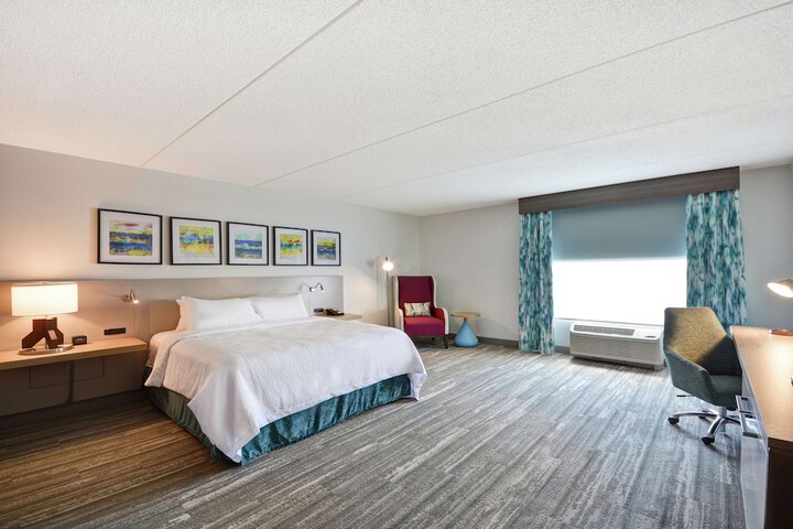 Room 35 of 68