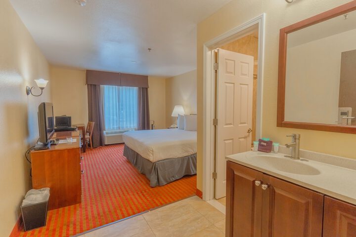 Room 36 of 71