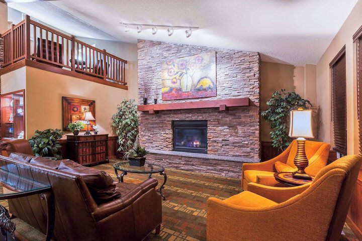 Hotel Interior 12 of 54