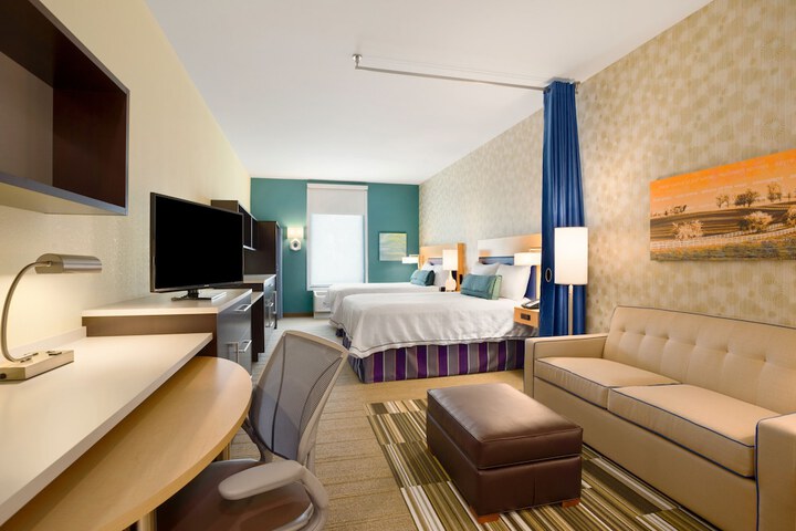Room 15 of 34
