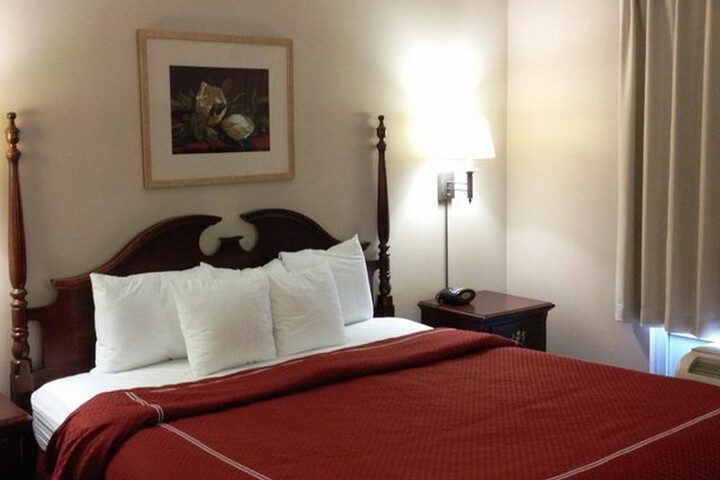 Room 3 of 13