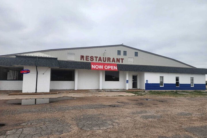First Inn by OYO Quinter Hwy 70