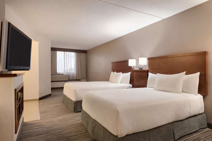 Hyatt Place Chicago / Schaumburg