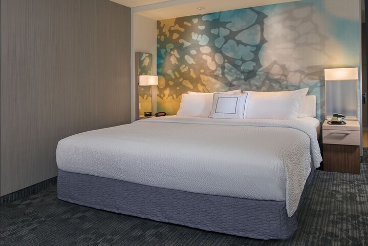 Courtyard by Marriott Lansing