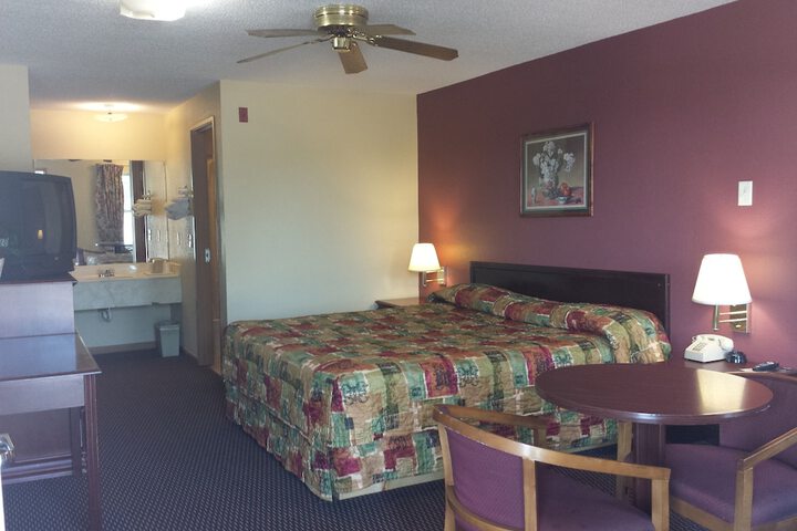 Room 33 of 45
