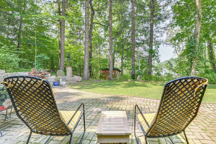 On-site Trails: Rock River Retreat in Jefferson!