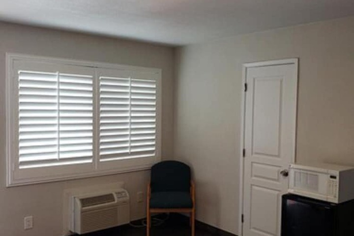 Room 13 of 21