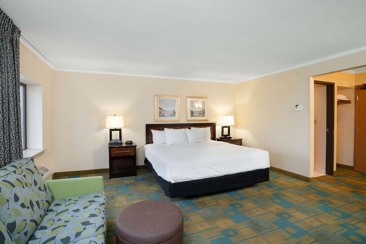 Room 20 of 36