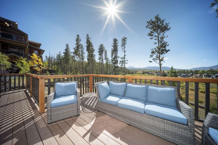 Cozens Pointe E 102 2 Bedroom Condo by RedAwning