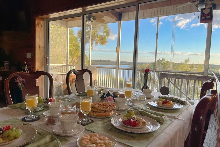 Breakfast/Coffee Service 65 of 72