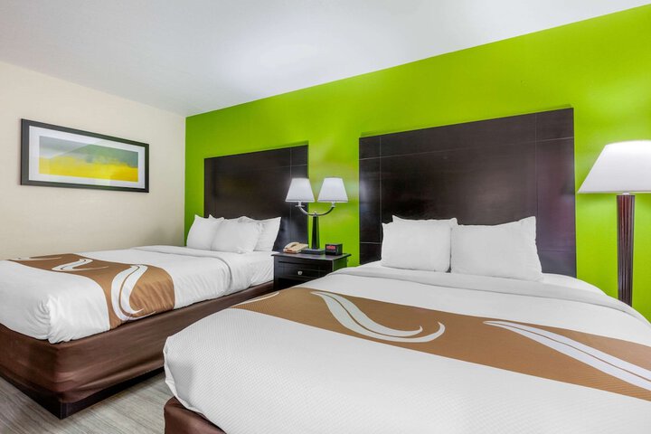 Room 22 of 26