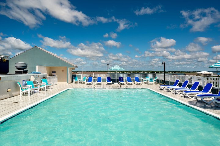 Pool 8 of 64
