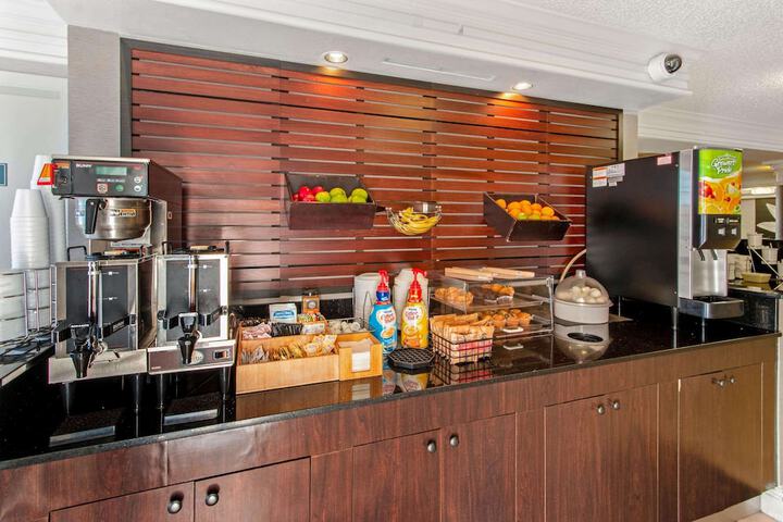Breakfast/Coffee Service 28 of 29
