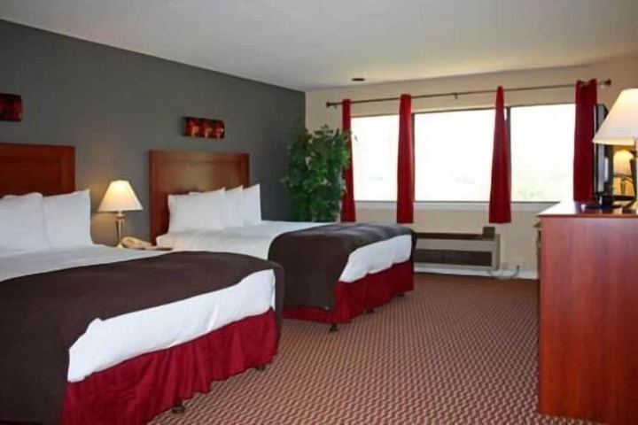 Room 13 of 20