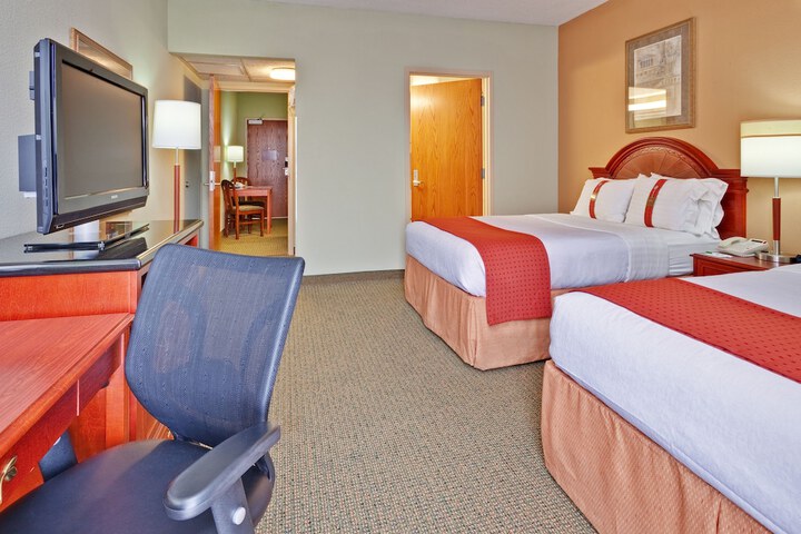 Room 21 of 35