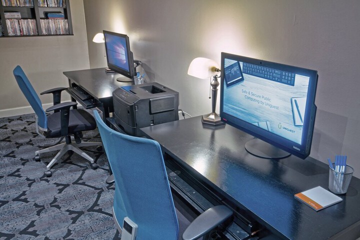 Business Center 50 of 50