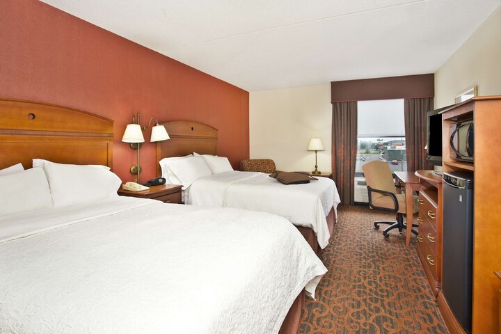 Room 4 of 14