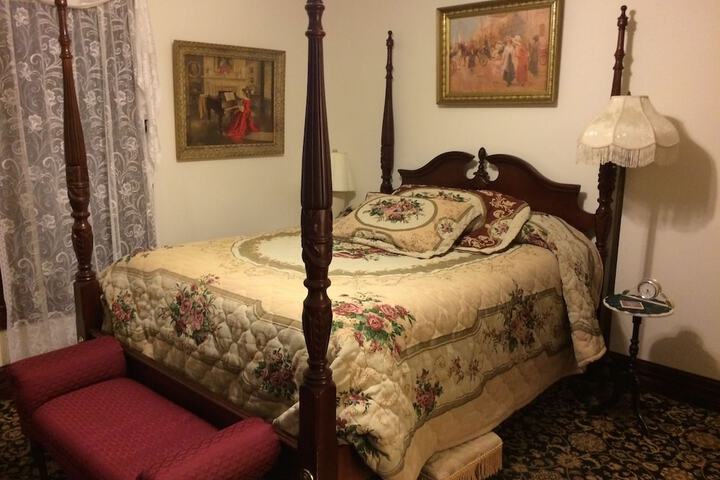 Room 41 of 77