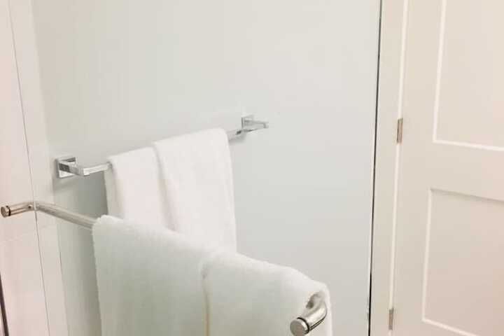 Room 25 of 34