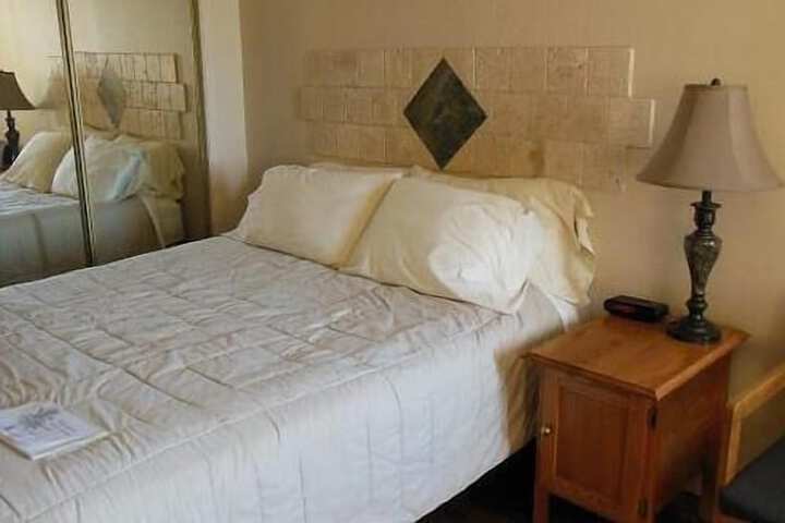 Room 10 of 10