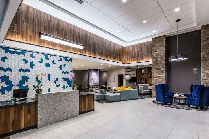 Hotel Interior 10 of 49