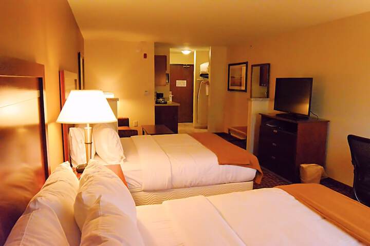 Room 21 of 43