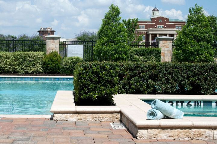 Pool 6 of 86