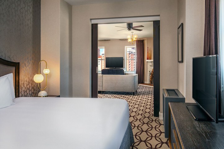 Room 16 of 57