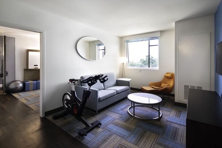 Room 71 of 111