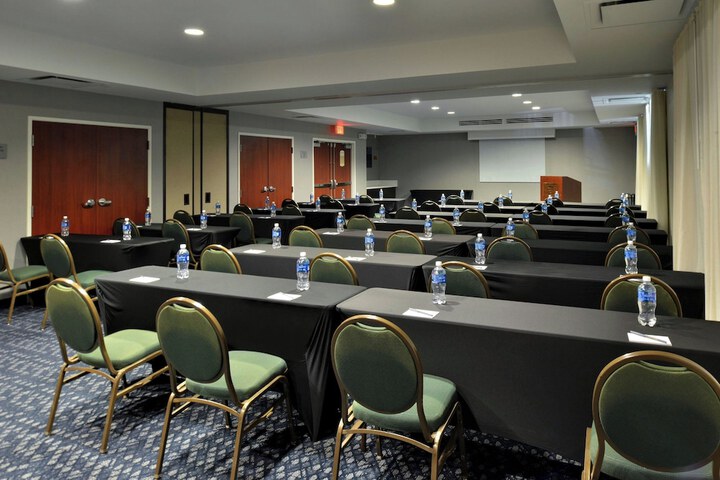 Courtyard by Marriott Harrisburg Hershey