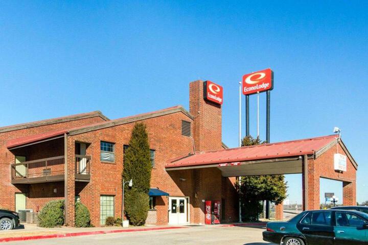 Econo Lodge Wichita Falls Downtown