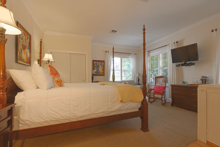 Room 125 of 392
