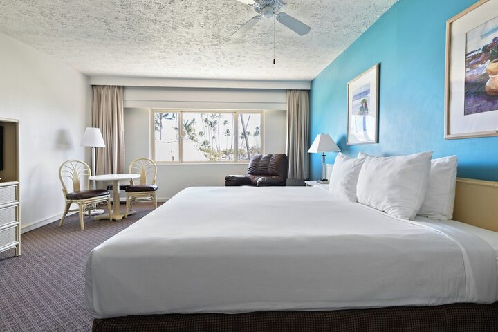 Maui Seaside Hotel