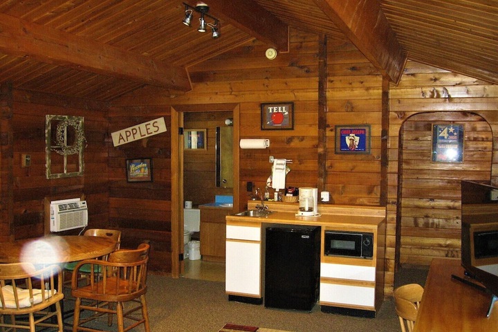 Virginian Resort