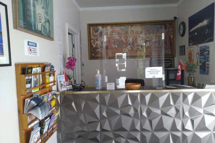 Sunrise Inn