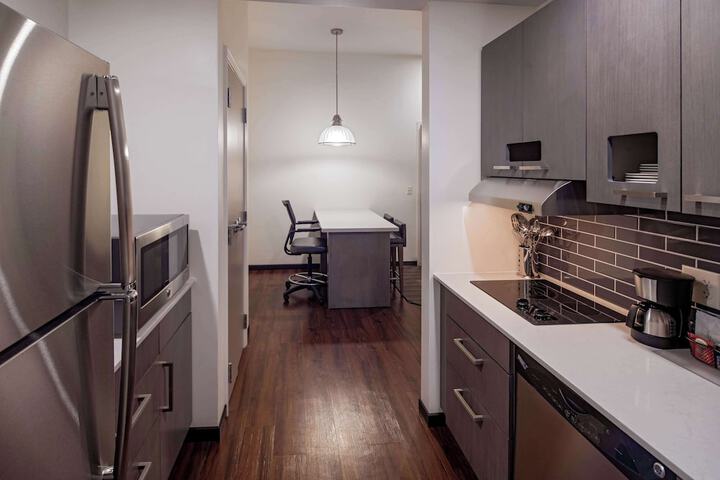 Room 60 of 90