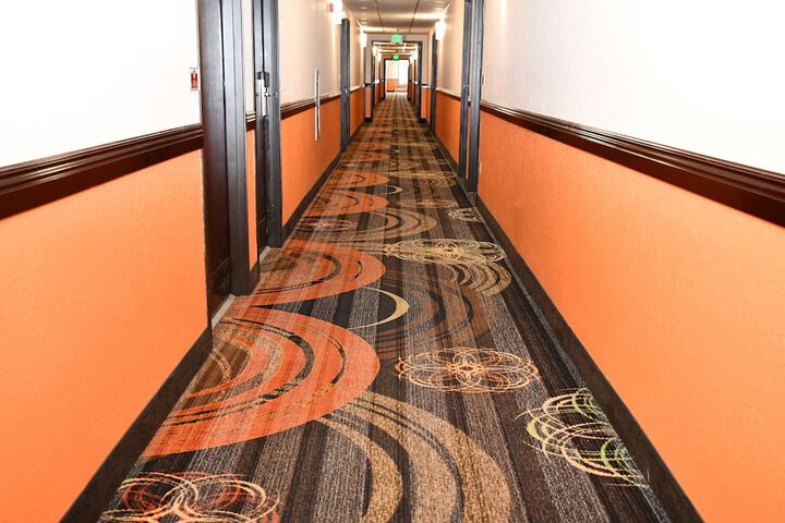 Ballroom/Hall 38 of 39
