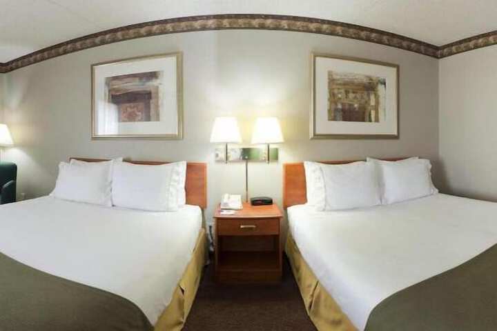 Holiday Inn Express Hotel & Suites Colby by IHG