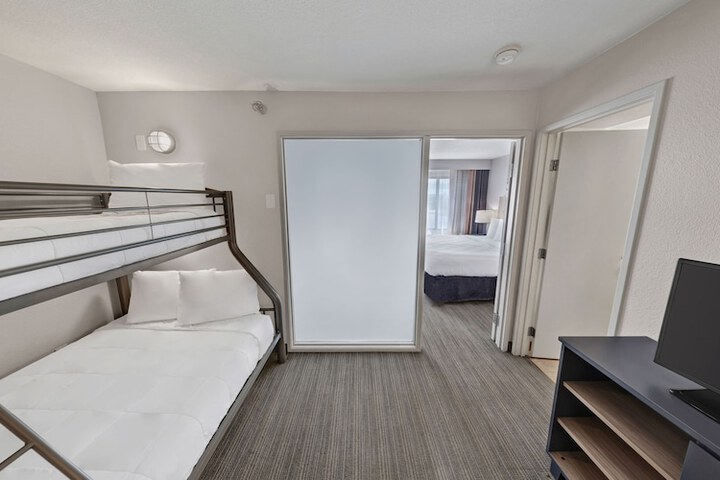 Room 10 of 55