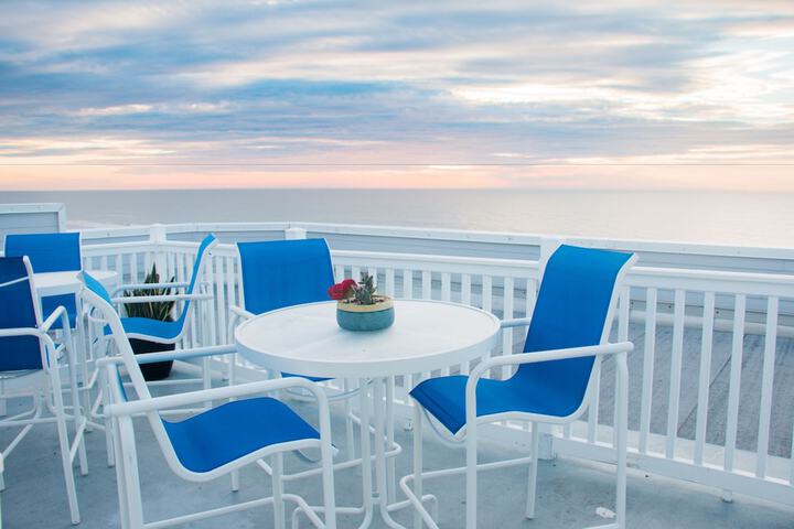 Sundeck 95 of 97