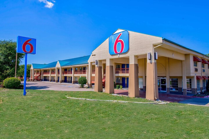 Hotel 2 of 26